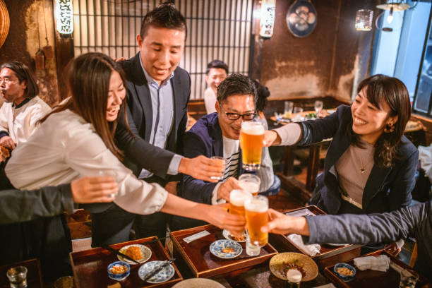 居酒屋の内装レイアウトで集客・効率を高める4つのポイント